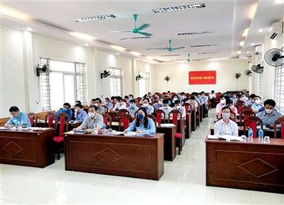 HỘI NGHỊ PHỔ BIẾN, QUÁN TRIỆT, TRIỂN KHAI  CÁC VĂN BẢN MỚI CỦA TRUNG ƯƠNG VÀ CỦA TỈNH